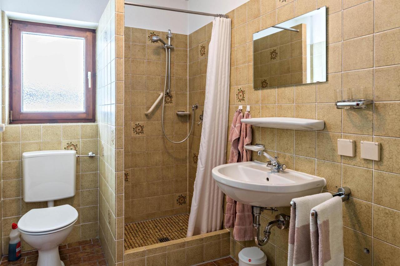 Ferienwohnung Gebhart 외닝겐 외부 사진